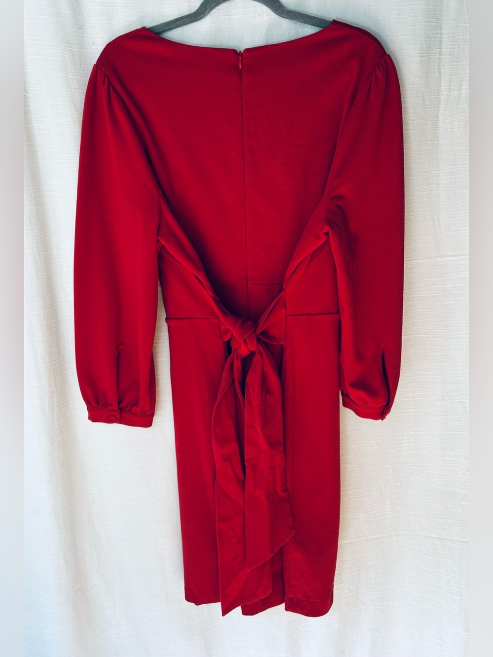 Boden Red Dress with Front (or Back) Tie with White Lace Bow Accent - Picture 7 of 8